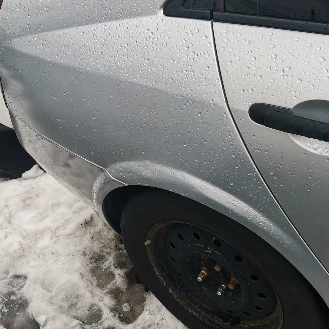 Осмотр брутального Nissan Premera. 